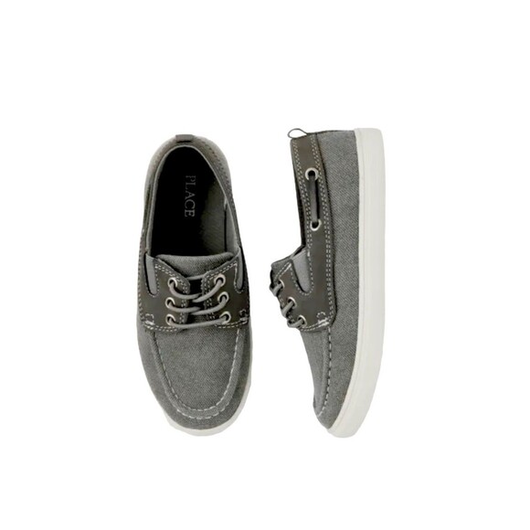 The Children’s Place Boys Boat Shoes - Grey size 2 NWT - Picture 1 of 12